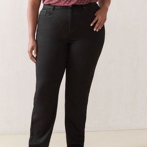 Curvy Fit Black Jeans